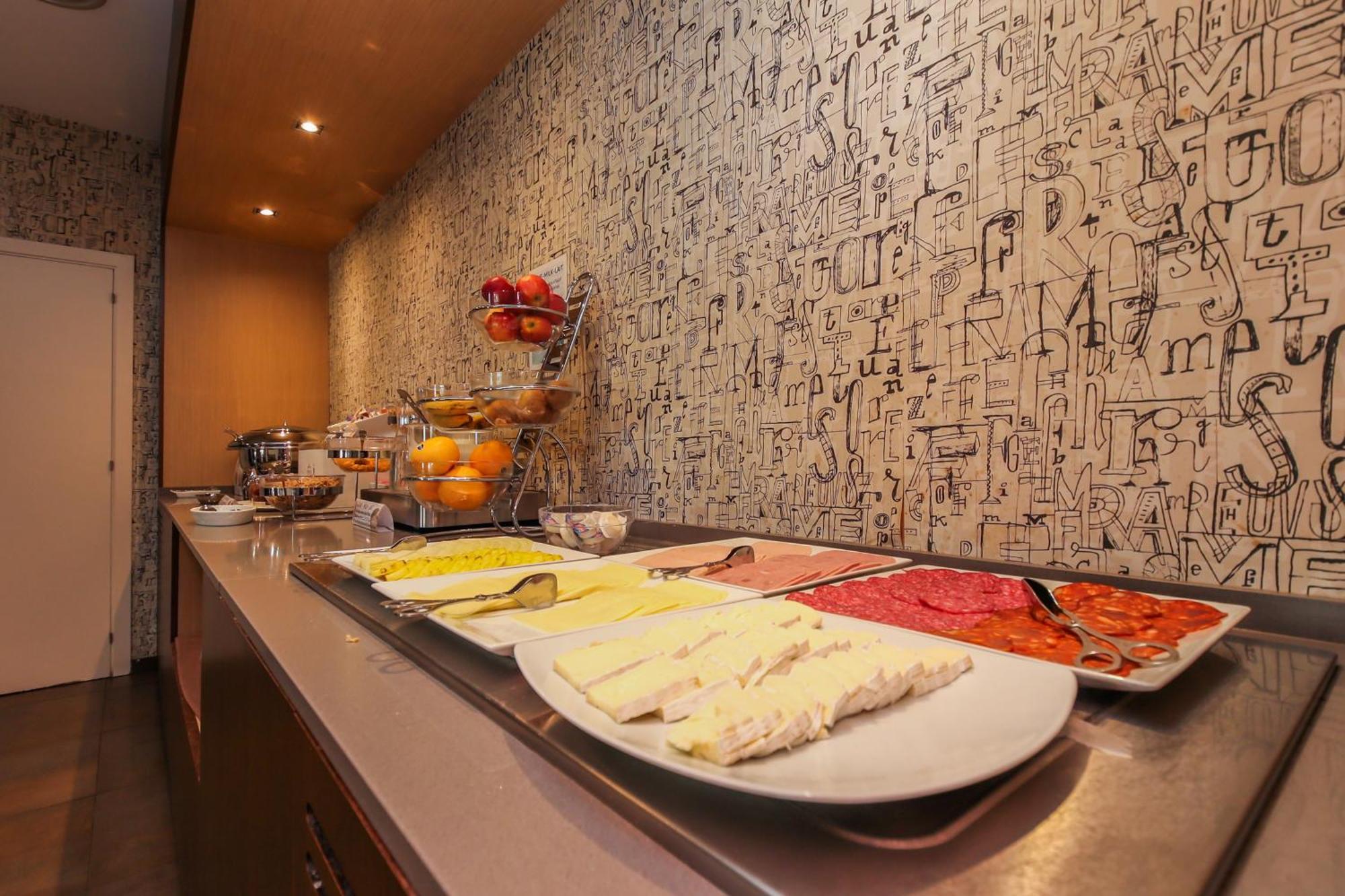 Lauria Hotel